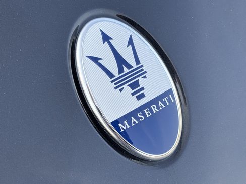 Used 2025 Maserati Grecale Folgore AWD/4WD image 18