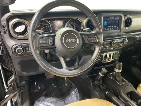 Used 2021 Jeep Wrangler Sport AWD/4WD image 14