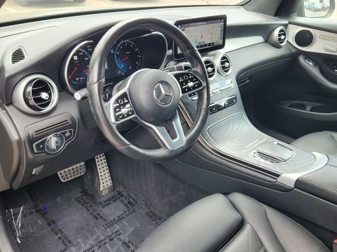 Used 2022 Mercedes-Benz GLC 300 GLC 300 image 9