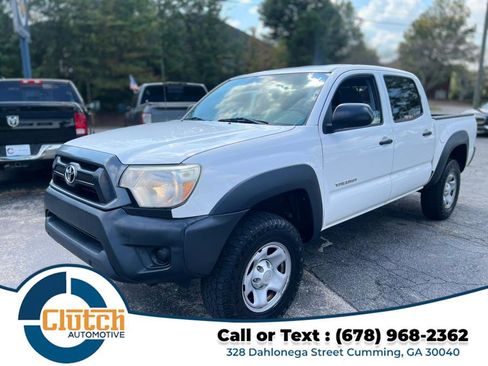 Used 2014 Toyota Tacoma PreRunner w/ Convenience Package RWD image 1