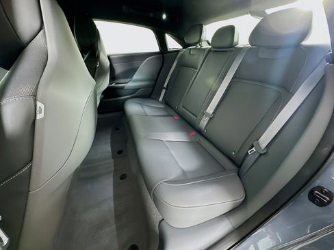 Used 2024 Lucid Air Pure RWD image 27