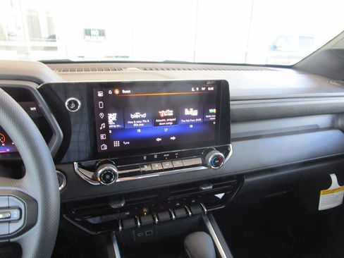 New 2026 Chevrolet Colorado W/T w/ WT Custom Package RWD image 29