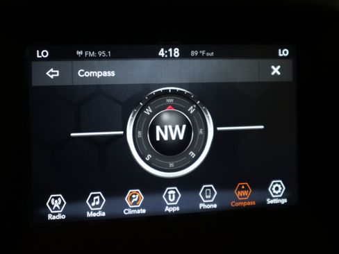Used 2021 Jeep Compass Latitude FWD image 23