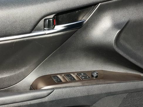 Used 2024 Toyota Camry SE FWD image 23