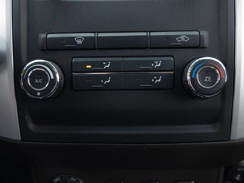 Used 2012 Nissan Frontier SV w/ SV Premium Utility Pkg image 33