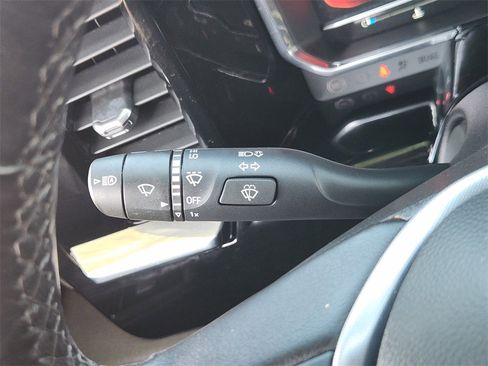 Used 2022 GMC Sierra 1500 SLT image 26