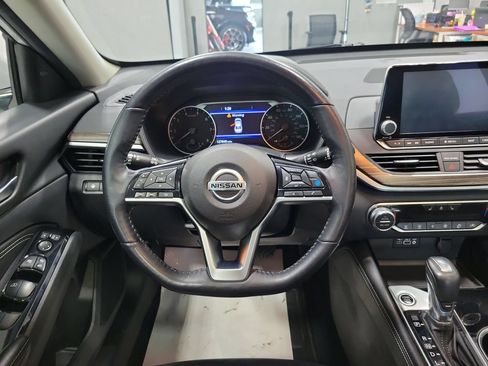 Used 2020 Nissan Altima 2.5 SL AWD/4WD image 29