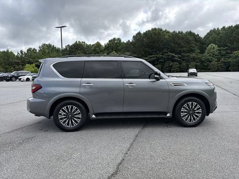 Used 2023 Nissan Armada SL w/ Midnight Edition Package AWD/4WD image 7