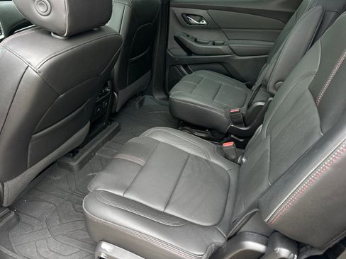 Used 2023 Chevrolet Traverse RS w/ LPO, Floor Liner Package AWD/4WD image 11