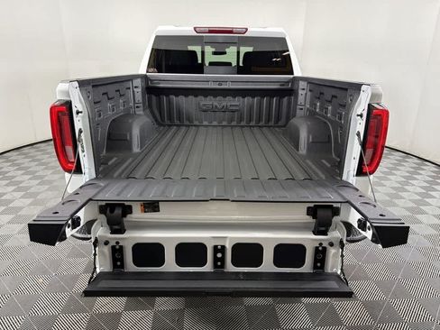 New 2026 GMC Sierra 1500 SLT w/ SLT Premium Plus Package AWD/4WD image 16