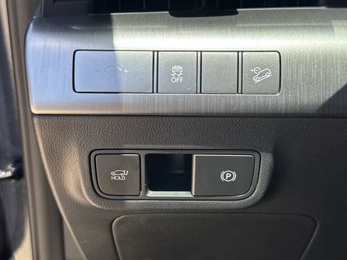 Used 2026 Hyundai Kona Limited FWD image 24