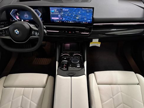 Used 2026 BMW 530i w/ Premium Package image 16