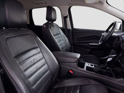 Used 2019 Ford Escape Titanium AWD/4WD image 29