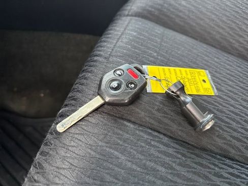 Used 2011 Subaru Outback 2.5i Premium image 29