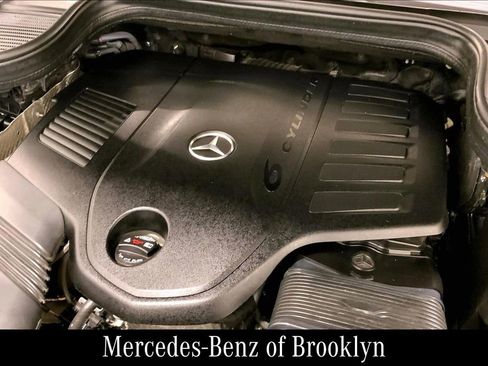 Certified 2022 Mercedes-Benz GLS 450 4MATIC image 34
