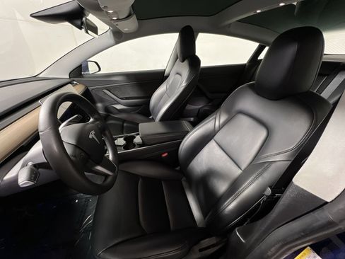 Used 2020 Tesla Model 3 Long Range image 13