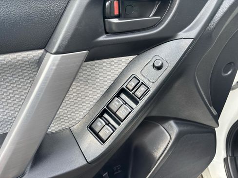 Used 2018 Subaru Forester 2.5i w/ Alloy Wheel Package image 10