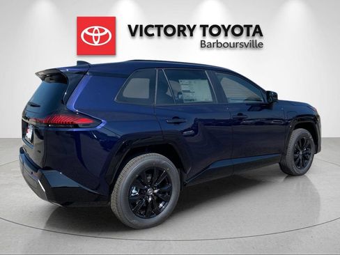 Used 2026 Toyota RAV4 SE w/ Convenience Package AWD/4WD image 7