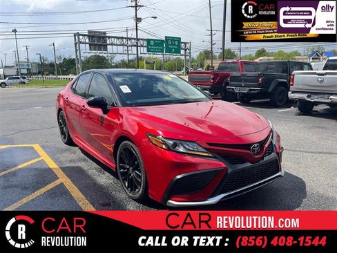 Used 2023 Toyota Camry XSE image 1
