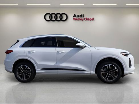 New 2026 Audi Q5 Premium AWD/4WD image 6