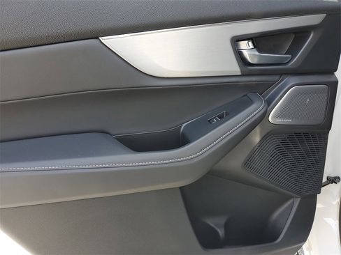 Certified 2025 Acura MDX w/ Technology Package image 16