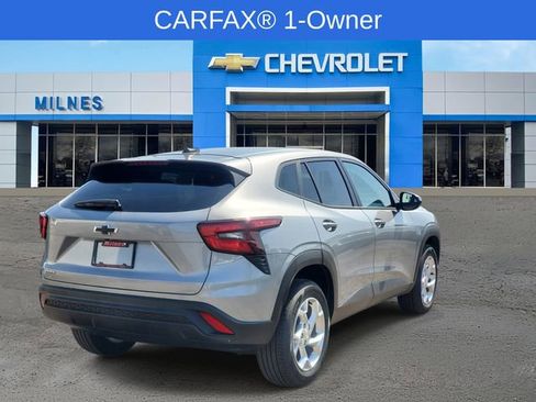 Certified 2024 Chevrolet Trax LS w/ LS Convenience Package FWD image 5