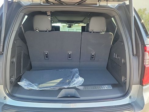 New 2026 GMC Yukon Denali image 7