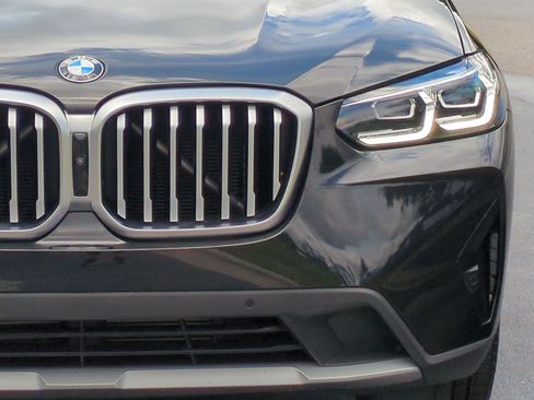 Used 2024 BMW X3 xDrive30i w/ Premium Package AWD/4WD image 6