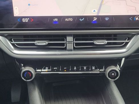 New 2026 Chevrolet Equinox EV LT image 28