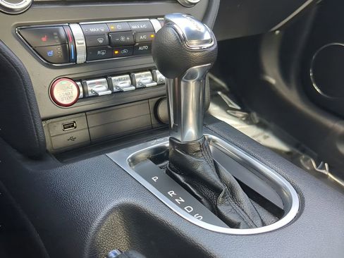 Used 2022 Ford Mustang GT Premium w/ Ford Safe & Smart Package RWD image 11