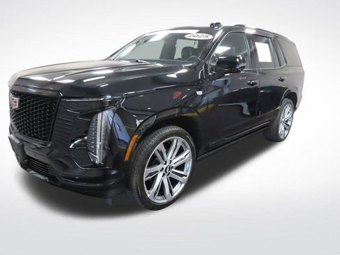 Certified 2025 Cadillac Escalade Sport Platinum w/ LPO, Floor Liner Package image 1