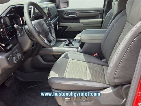 New 2026 Chevrolet Silverado 2500 ZR2 w/ LPO, Dark Essentials Package AWD/4WD image 10