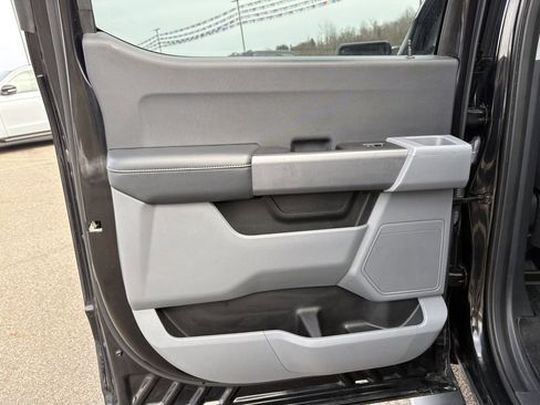 Used 2021 Ford F150 XLT image 17