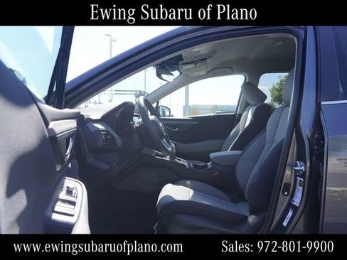 Used 2025 Subaru Outback Premium image 5