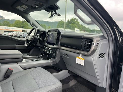 New 2025 Ford F150 XLT w/ Equipment Group 302A MID image 11