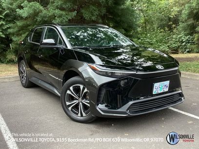 Used 2025 Toyota bZ4X AWD w/ Weather Package