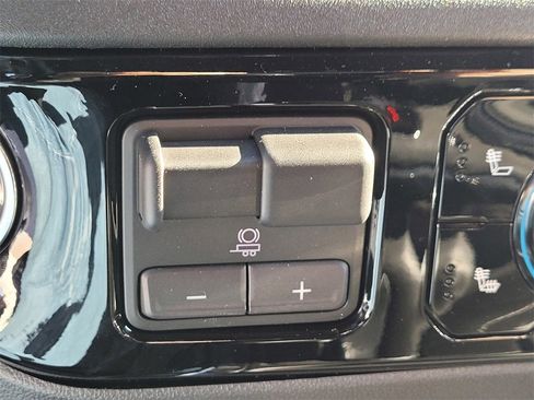 New 2026 GMC Sierra 1500 Elevation w/ Preferred Package image 14