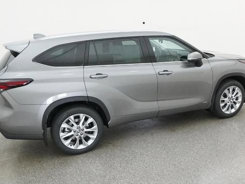 New 2026 Toyota Highlander Limited AWD/4WD image 59