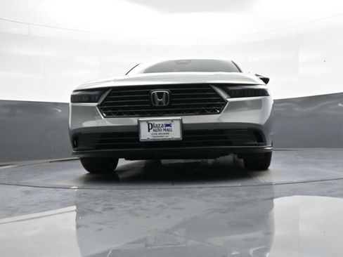 Used 2024 Honda Accord Sport image 13