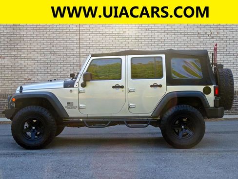 Used 2008 Jeep Wrangler Unlimited Rubicon w/ Dual Top Group image 6