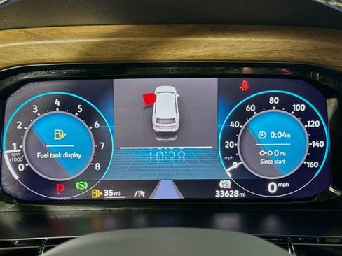 Used 2025 Volkswagen Atlas SE FWD image 10