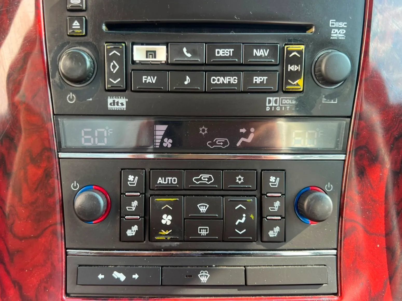 Used 2007 Cadillac Escalade EXT w/ Information Package AWD/4WD image 33