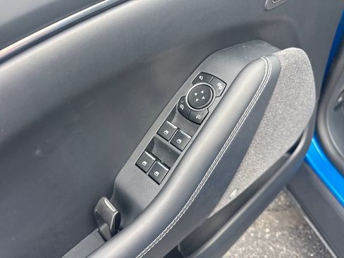 Used 2025 Ford Mustang Mach-E Premium AWD/4WD image 29