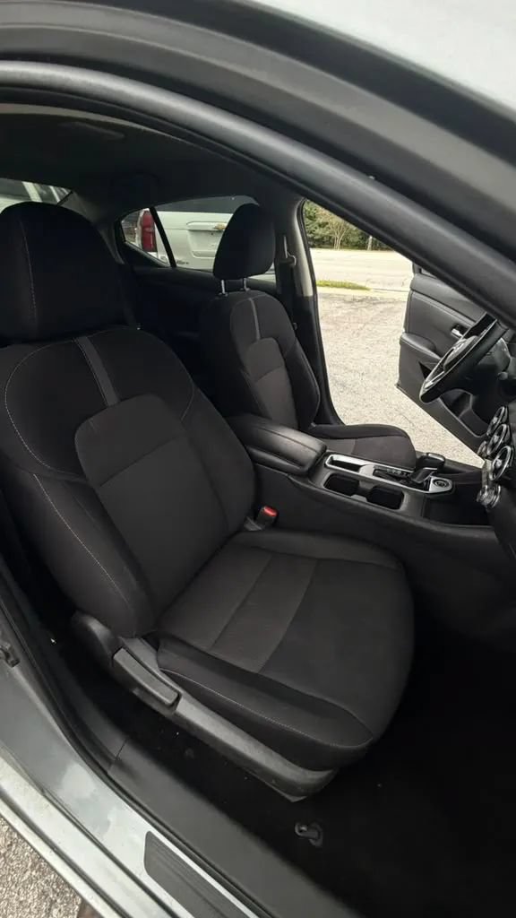 Used 2022 Nissan Sentra SV w/ All-Weather Package FWD image 15