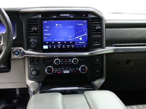 Used 2025 Ford F150 Platinum w/ Equipment Group 703A Plus image 19