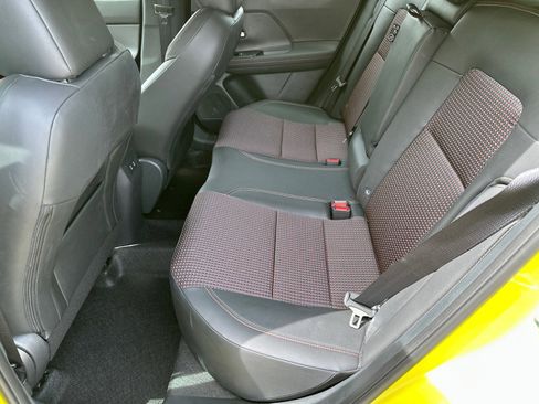Certified 2025 Nissan Kicks SR FWD image 18