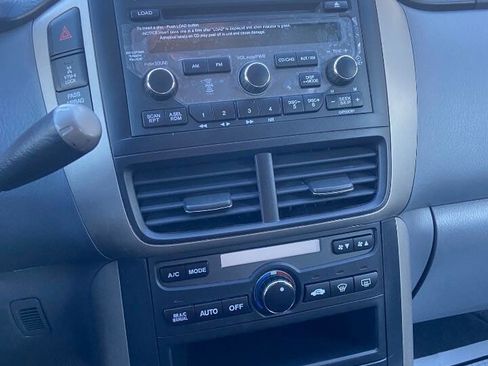 Used 2006 Honda Pilot EX image 14