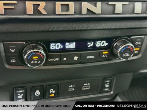 Used 2025 Nissan Frontier SV w/ SV Convenience Package RWD image 15