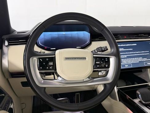 Used 2025 Land Rover Range Rover Long Wheelbase SE AWD/4WD image 27