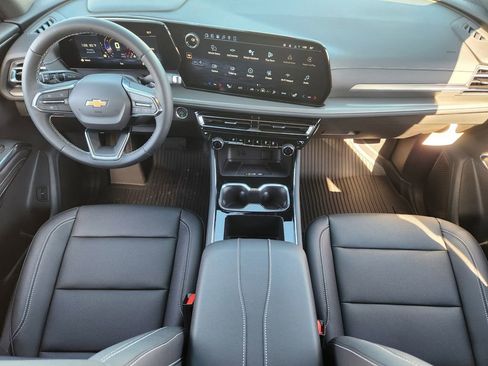 New 2026 Chevrolet Traverse LT w/ Sun and Wheel Package image 19